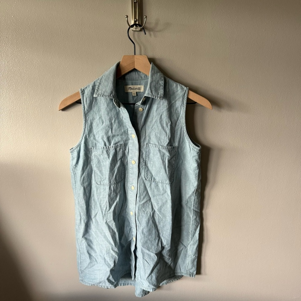 Madewell Denim Button Down Tank - Picture 3 of 7